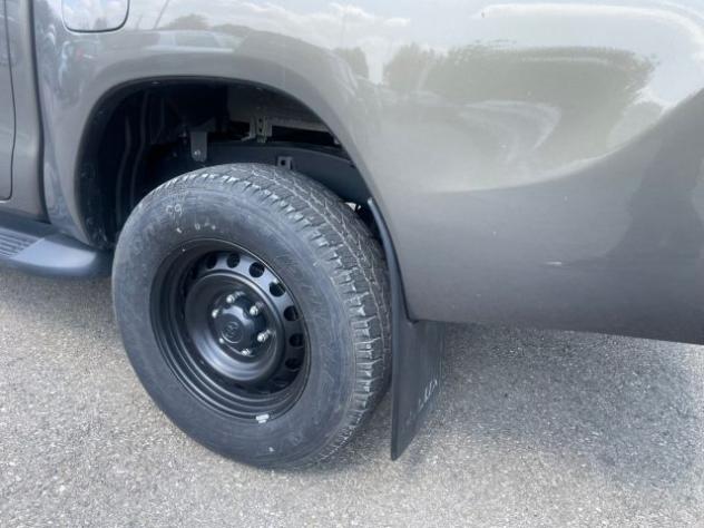 TOYOTA Hilux 2.4 D-4D A/T 4WD 4 porte Double Cab Comfort rif. 21991217 - Foto 9