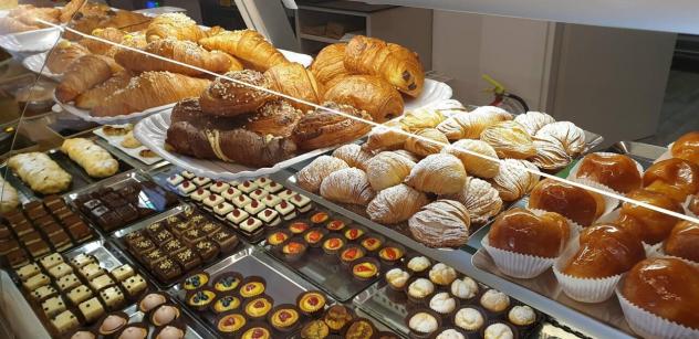 Pasticceria in vendita a Capannori