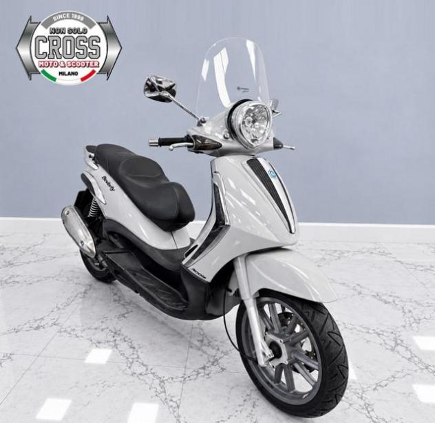 PIAGGIO Beverly 300 i.e. TOURER rif. 24180793 - Foto 2