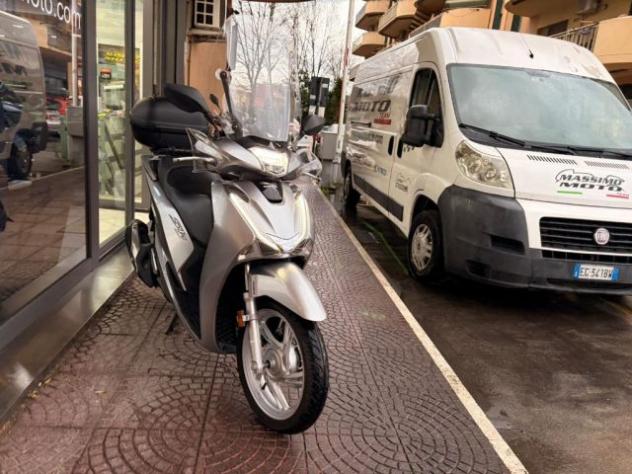HONDA SH 150 PASSAGGIO E TAGLIANDO INCLUSO MINI RATE rif. 24021640 - Foto 8