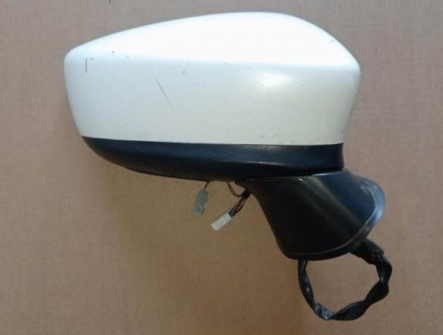 RETROVISORE EST. REGOLAZ. ELETTR. DX   BIANCO PERLATO C/FRECCIA  8 FILI + 2 FILI  999-U1293463 Vetri e Retrovisori  Cristalli  Retrovisori  Retrovisor