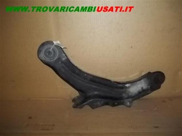 BRACCIO OSCILLANTE S.SOSP.ANT. 1.5 DCI RENAULT SCENIC (J84)  Meccanica  Assale  Tiranteria  Braccio oscillante ant. s RENAULT - GRAND SCENIC 2004  200