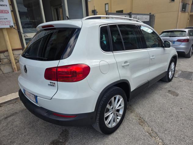 VW TIGUAN 2.0 TDI ANNO 2015 NAVI PARK ASSIST KMCERTIF - Foto 2