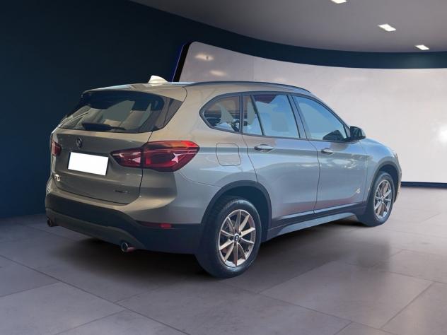 BMW X1 xDrive 18d - Foto 4