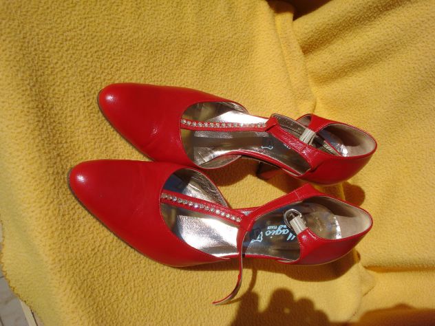 Scarpe da ballo n. 36 in pelle rossa, suola in bufalo - Foto 2