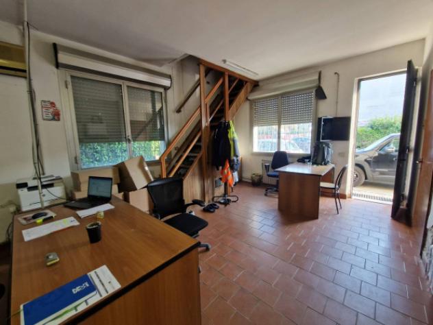 Immobile di 1100 m² con più di 5 locali in vendita a Settimo Milanese - Foto 17