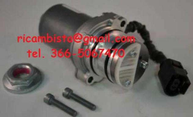 Ford Kuga pompa olio differenziale posteriore 1589740