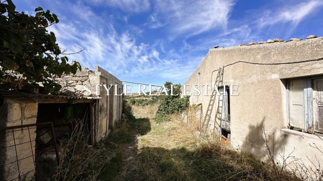 Caseggiato rurale con terreno in vendita in Sicilia - Foto 6