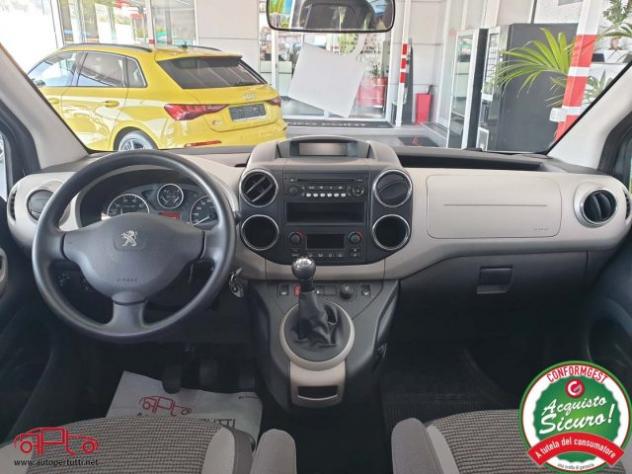 PEUGEOT Partner Tepee 1.6 HDi 92CV Outdoor rif. 18699933 - Foto 10