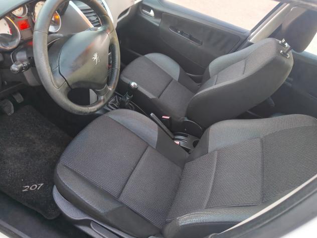 Peugeot 207 1.4 HDi 70CV 5p. Sweet Years - Foto 9