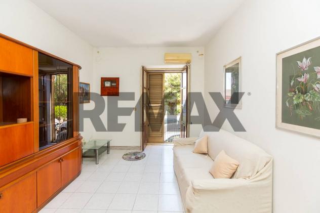 Casa Semindipendente in vendita a Catania, Ognina