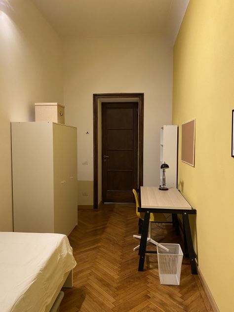 Stanza singola in San Salvario-CONTRATTO TRANSITORIO/STUDENTI UNIVERSITARI - Foto 2