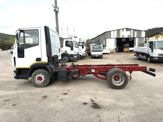 camion iveco eurocargo 100e18 telaio passo 3105