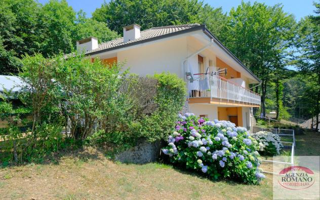 Villa in vendita a Urbe