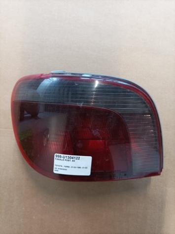 FANALE POST. SX 999-U1304122 Parti elettriche  Fanaleria  Fanali  Fanale post. sx. TOYOTA - YARIS - 01-03-1999 - 01-02-2003