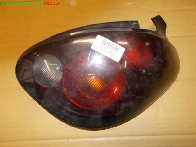 FANALE POST.D. FIAT BRAVO (182-1L) Parti elettriche Fanaleria Fanali Fanale post. sx. FIAT - BRAVO - 01-10-1995 - 01-10-2002