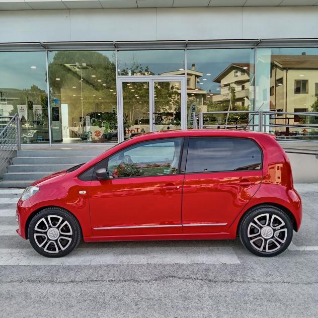 Volkswagen up! 3p 1.0 High up! - Foto 4