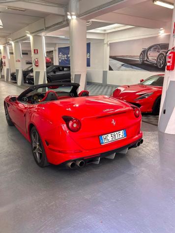 Ferrari California T DCT - Foto 9