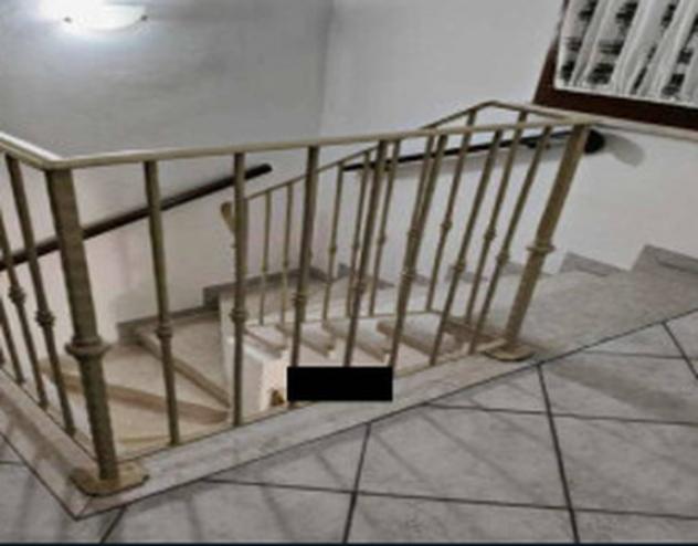 Immobile in asta di 127 m², box auto in vendita a Melara - Foto 4