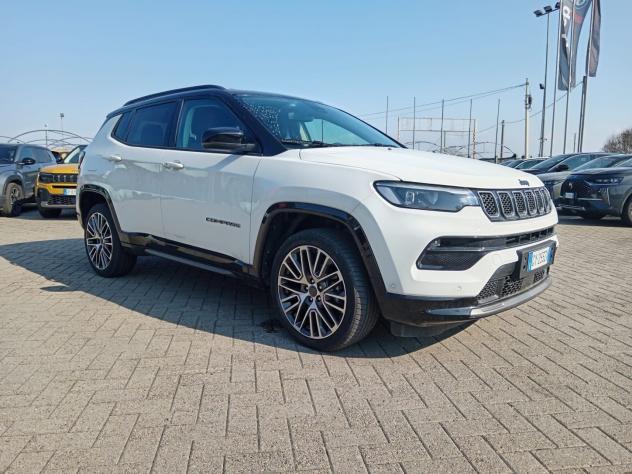 Jeep Compass e-Hybrid 1.5 Turbo MHEV T4 96kW Summit DDCT - Foto 3