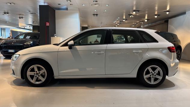 AUDI A3 SPB 1.6 DIESEL 116CV ADMIRED- 2018 - Foto 7