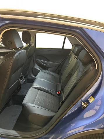 Volkswagen T-Roc T-Roc 1.5 eTSI 150 CV ACT Style DSG - Foto 10