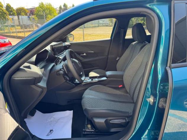 PEUGEOT 2008 Hybrid 145 e-DCS6 Allure KM. 26360 rif. 23843614 - Foto 6