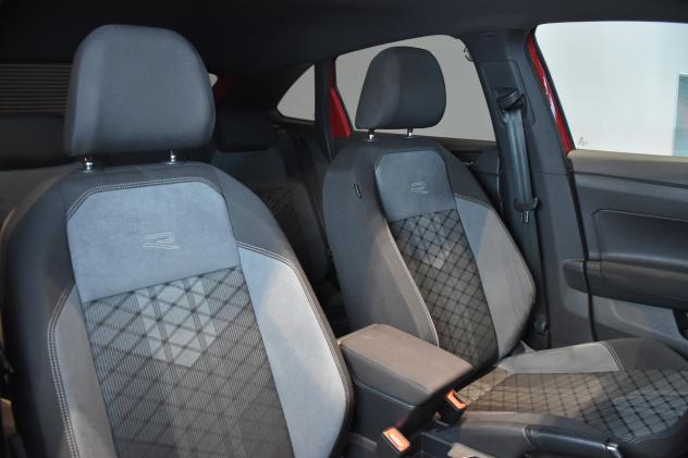 Volkswagen Taigo 1.5 TSI 150 CV DSG R-Line - USATO GARANTITO - Foto 8