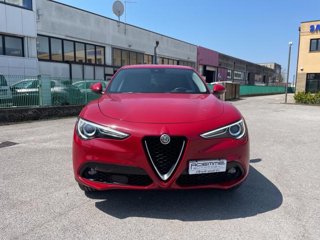 Alfa Romeo Stelvio 2.2 Turbodiesel 180 CV AT8 Q4 Business - Foto 3