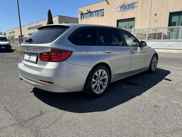 BMW Serie 3 318d Touring Auto - Foto 6