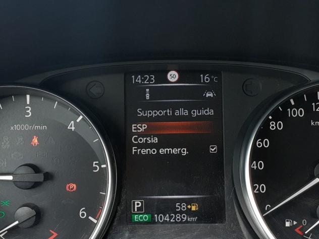 Nissan Qashqai 1.6 dCi 2WD C.AUTOMATICO 1°PROP-GARANZIA-KM CERTIF - Foto 10