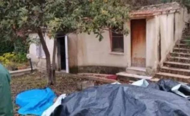 Immobile in asta di 177 m² con più di 5 locali e box auto in vendita a Assisi - Foto 17