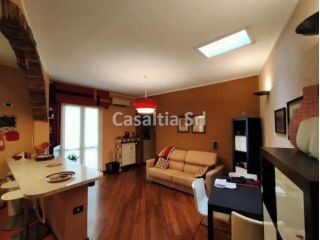 Bilocale arredato con balcone e box – Via Giambellino | Disponibile da fine …