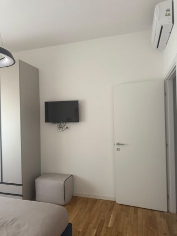 Smart TV Hisense 32" da parete - Ottime condizioni - Foto 3