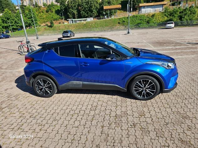 Toyota C-HR 1.8 Hybrid valutiamo usato /scambio - Foto 4
