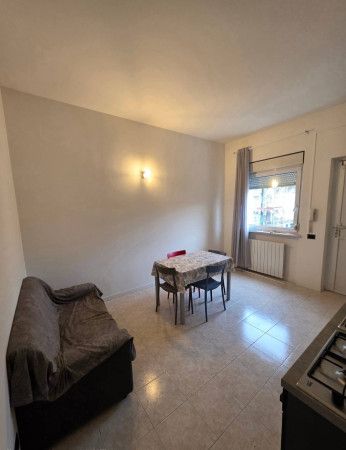 BILOCALE STUDENTI UNIVERSITARI VIA CAMPOFIORE - Foto 3