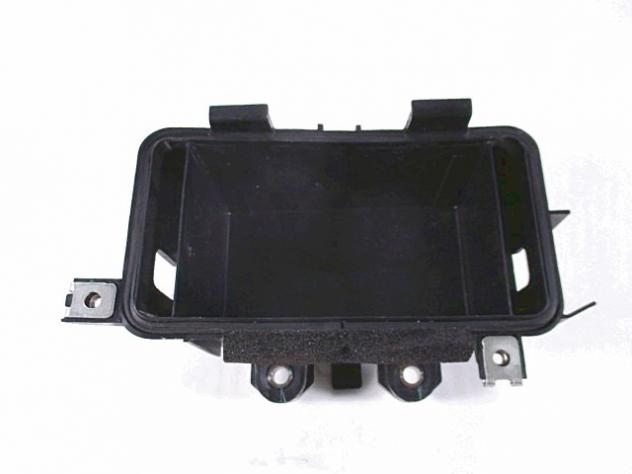 SUPPORTO BATTERIA HONDA SW-T 400 ABS (2008 -2016)50330-MCT-010