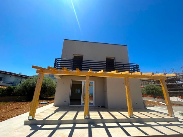 ALTAVILLA MILICIA - AM180 - Costruendo Ville Moderne