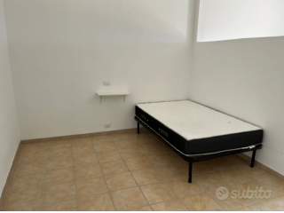 OSTIA TRILOCALE ARREDATO CON BALCONE