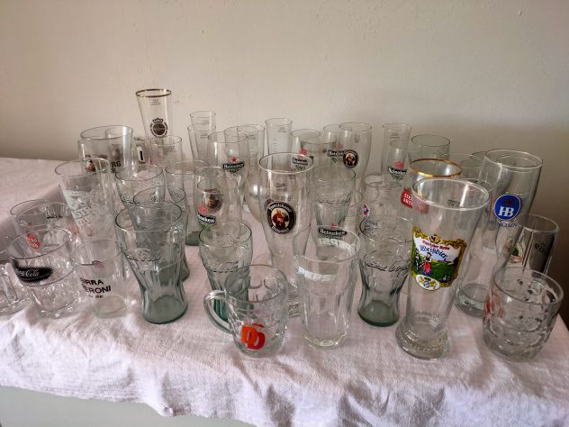 Bicchieri di vari tipi,sia da birra ,coca cola e altro - Foto 2