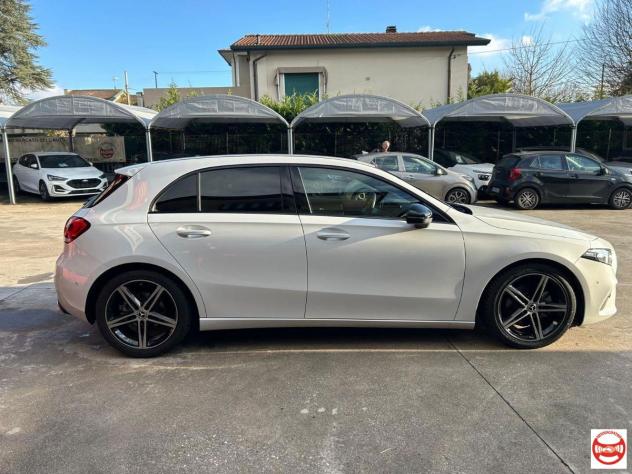 MERCEDES - Classe A A 180 d Sport Night edition auto - Foto 6