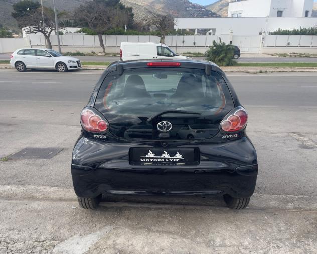 Toyota Aygo 1.0 12V VVT-i 5 porte Lounge Connect - Foto 6
