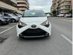 Toyota Aygo Connect 1.0 VVT-i 72 CV 5 porte x-play LED NAVI KAMERA PDC CERCHI 16