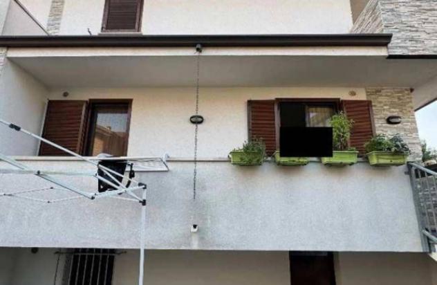 Immobile in asta di 190 m², box auto doppio in vendita a Marnate - Foto 4
