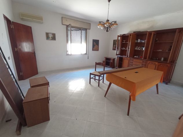 CASA INDIP. DI MQ.120 DA RISTRUTT. E TERRENO B3 DI 400 MQ. - Foto 5