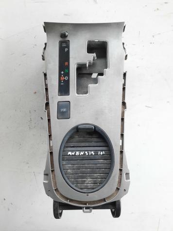 CONSOLE CENTRALE TOYOTA Avensis Berlina 3° Serie (0918)