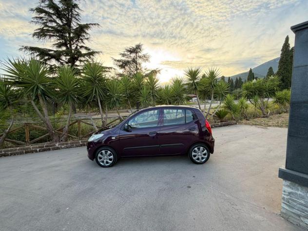 HYUNDAI - i10 - 1.1 12V Fiorucci - Foto 2