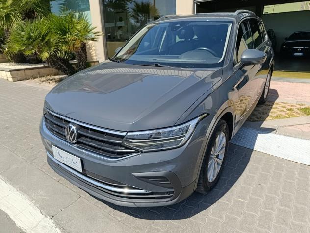 Volkswagen Tiguan 2.0 TDI 150 CV SCR DSG Life - Foto 8