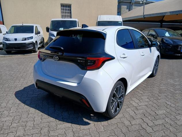 Toyota Yaris Yaris 1.5h 115 Icon CVT CON PACK TECHNOLOGY. - Foto 5