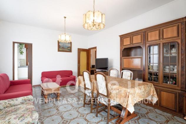 Villa di 347 m² con più di 5 locali e box auto in vendita a Como - Foto 4